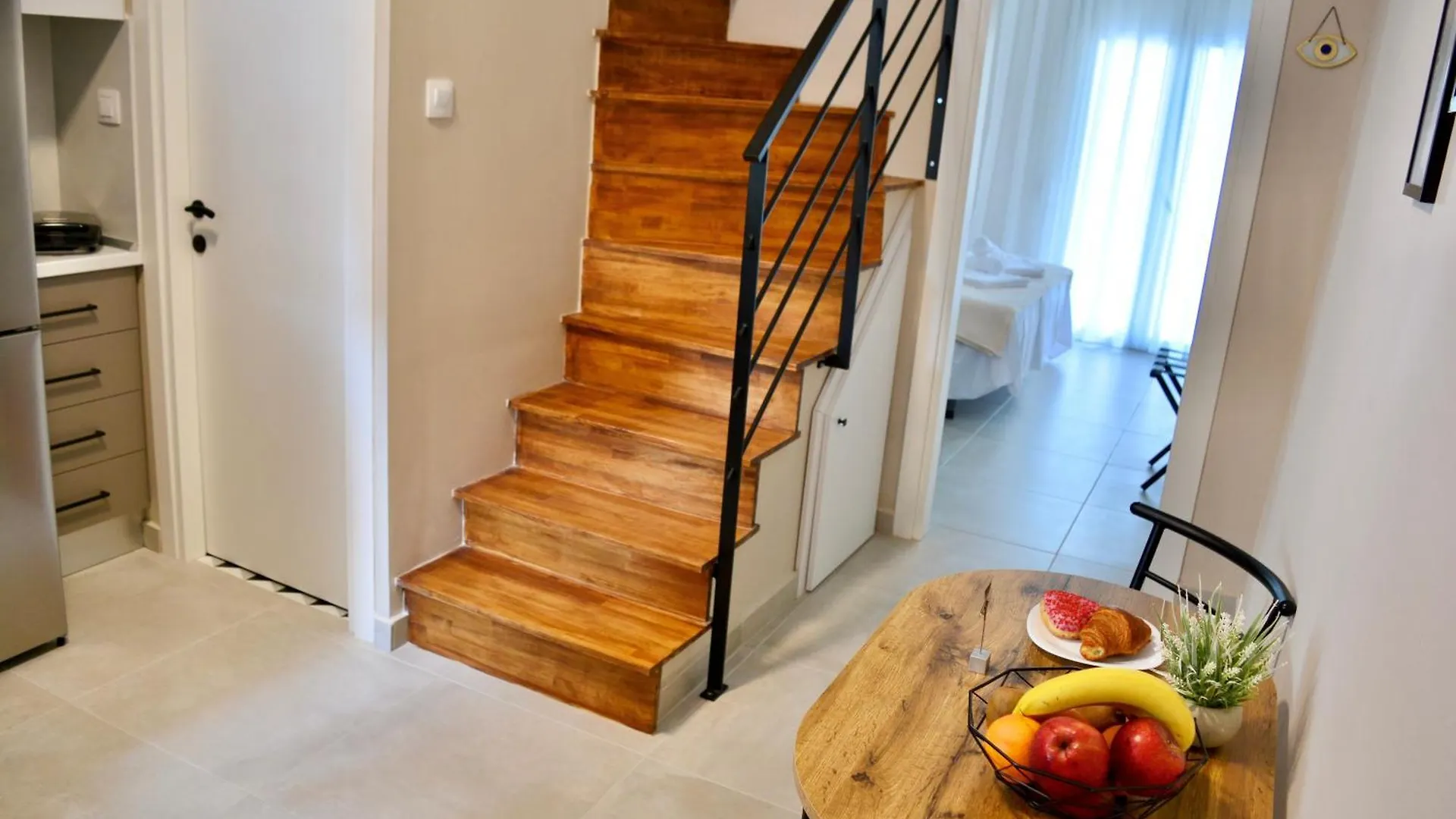 Mysummerhouse Nea Plagia 0*,