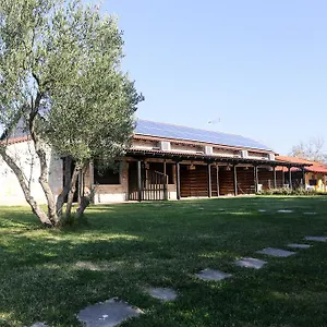  Apartment Gioulis & Studios